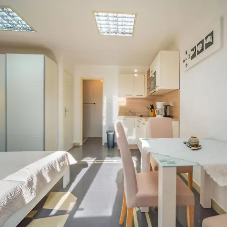 Segulja-2 By Interhome Jadranovo